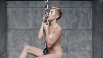 Miley Cyrus_Update-n2jt8hsj1j.jpg