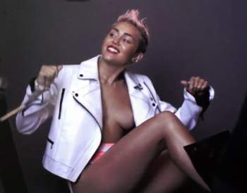 Miley Cyrus_Updatea2jt8iaqvu.jpg
