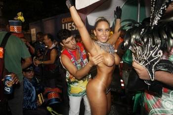Brazil_Carnaval 2014e38sk4kum6.jpg
